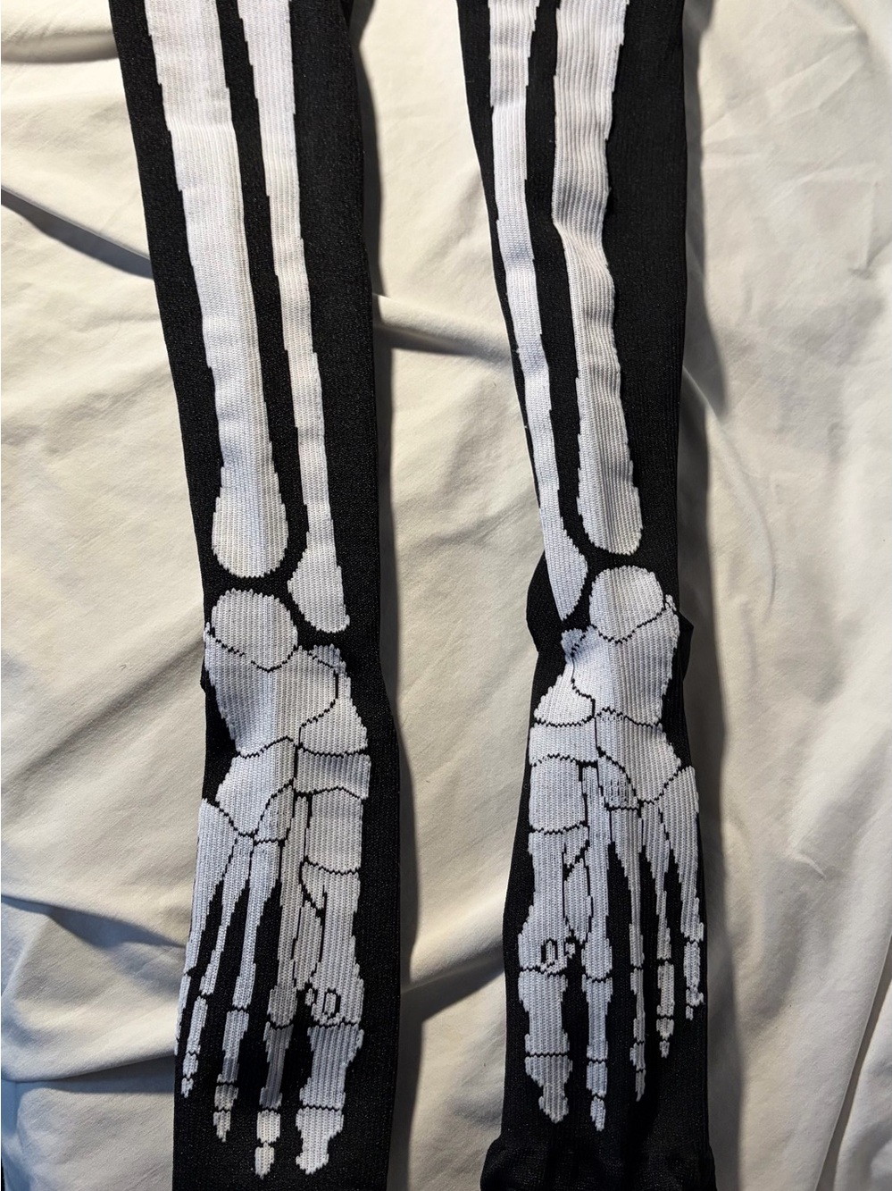 Unisex Black & White Skeleton Print compression socks